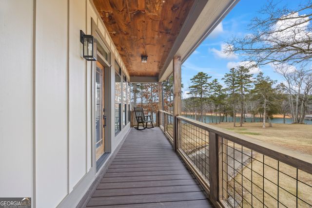 300 Black Point Drive, Hartwell, GA 30643