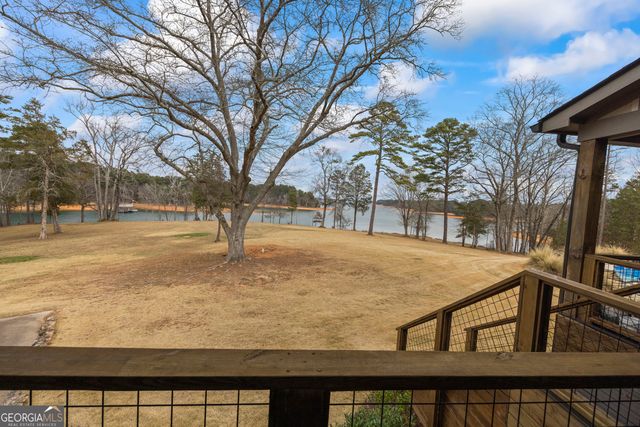 300 Black Point Drive, Hartwell, GA 30643