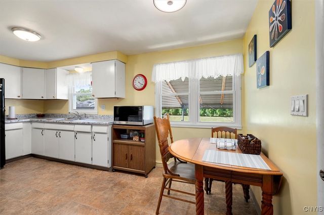 209 Lawdon Street, Clay, NY 13212