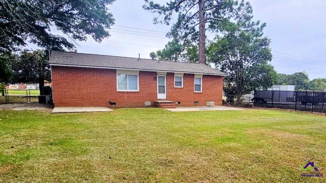 111 Nix Way, Warner Robins, GA 31093