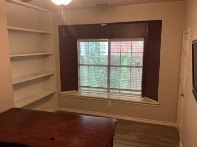 2000 Peck Street, Glenn Heights, TX 75154