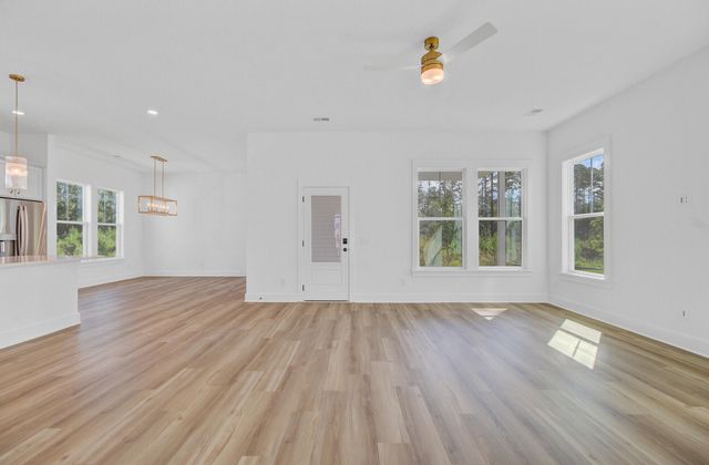 412 Brightside Trail, Summerville, SC 29486