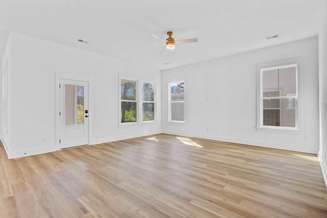 412 Brightside Trail, Summerville, SC 29486