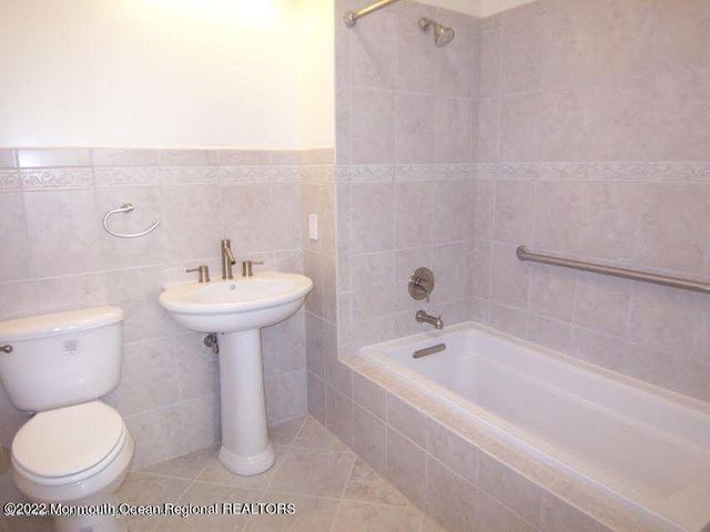 601 SE Mattison Avenue 3D, Asbury Park, NJ 07712