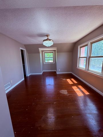 1437 N Jeanette, Wichita, KS 67203