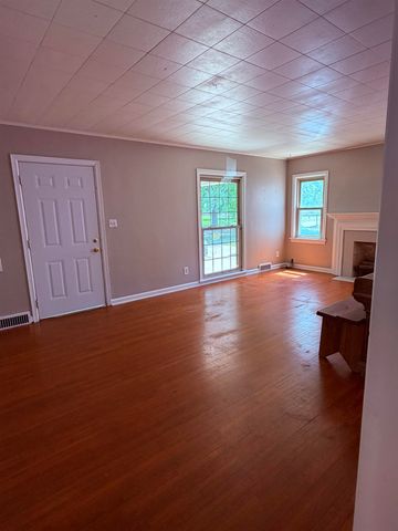 1437 N Jeanette, Wichita, KS 67203