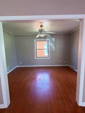 1437 N Jeanette, Wichita, KS 67203