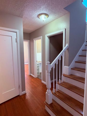 1437 N Jeanette, Wichita, KS 67203