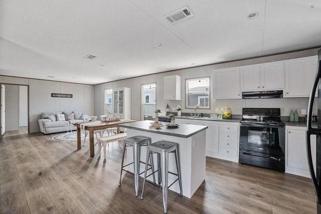 105 Beaver Creek Drive, Azle, TX 76020