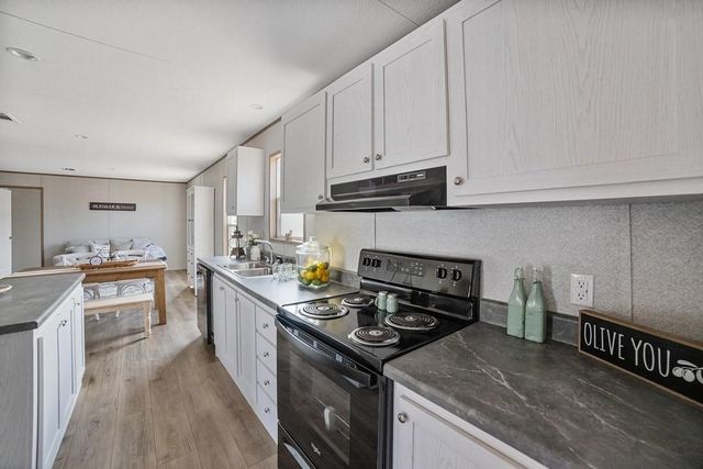 105 Beaver Creek Drive, Azle, TX 76020