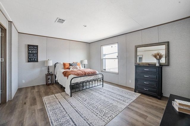 105 Beaver Creek Drive, Azle, TX 76020