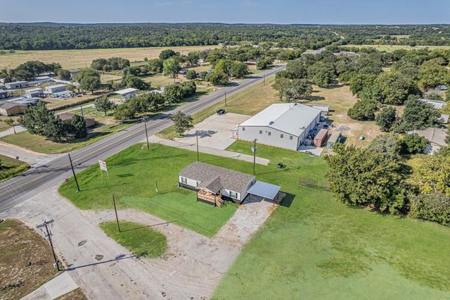 105 Beaver Creek Drive, Azle, TX 76020