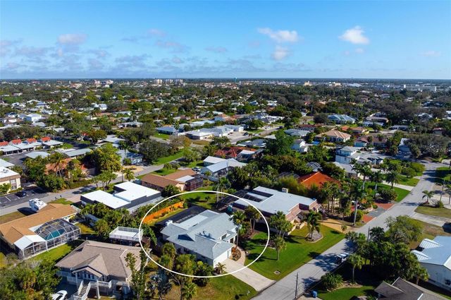 393 FLAMINGO DRIVE, Venice, FL 34285