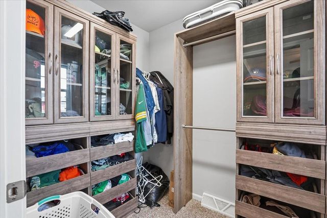 1406 Thoreau Drive, Sun Prairie, WI 53590