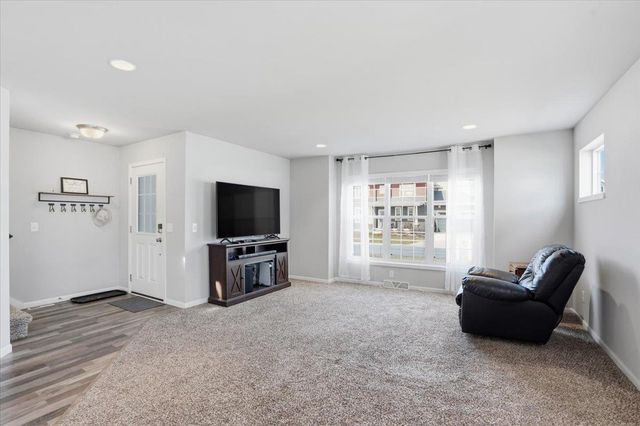 1406 Thoreau Drive, Sun Prairie, WI 53590