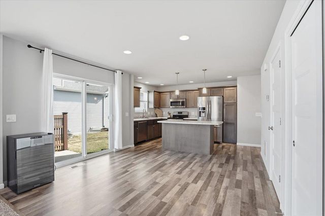 1406 Thoreau Drive, Sun Prairie, WI 53590