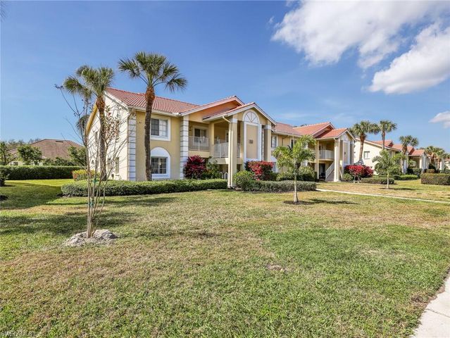 7749 Jewel LN 101, Naples, FL 34109