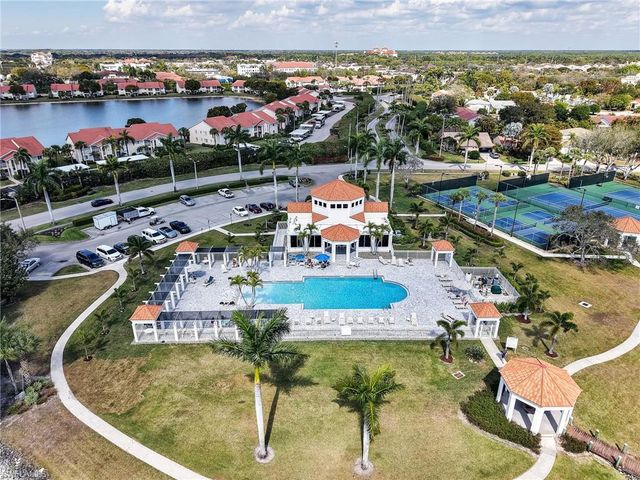 7749 Jewel LN 101, Naples, FL 34109