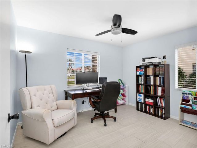 7749 Jewel LN 101, Naples, FL 34109