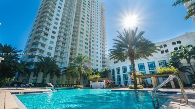 1755 E Hallandale Beach Blvd 2304E, Hallandale Beach, FL 33009