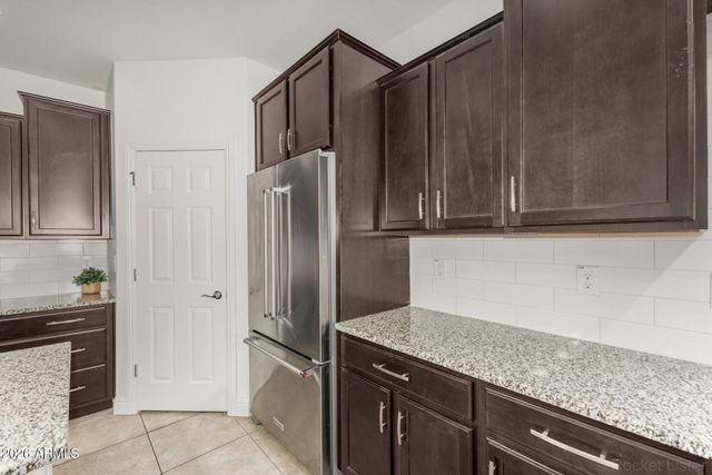 10847 W SWAYBACK Pass, Peoria, AZ 85383