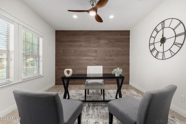 10847 W SWAYBACK Pass, Peoria, AZ 85383