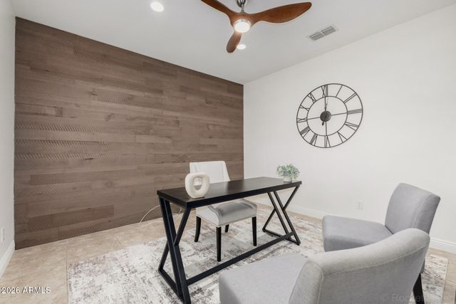 10847 W SWAYBACK Pass, Peoria, AZ 85383