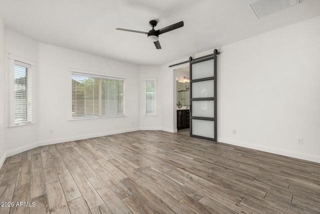 10847 W SWAYBACK Pass, Peoria, AZ 85383