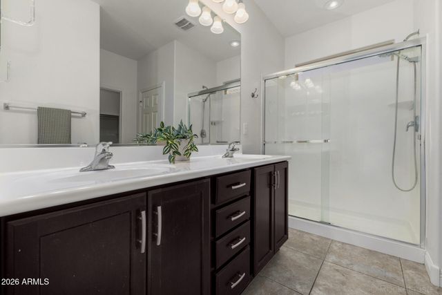 10847 W SWAYBACK Pass, Peoria, AZ 85383