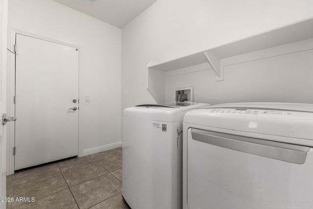 10847 W SWAYBACK Pass, Peoria, AZ 85383