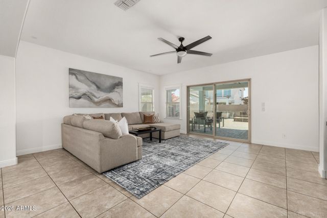 10847 W SWAYBACK Pass, Peoria, AZ 85383