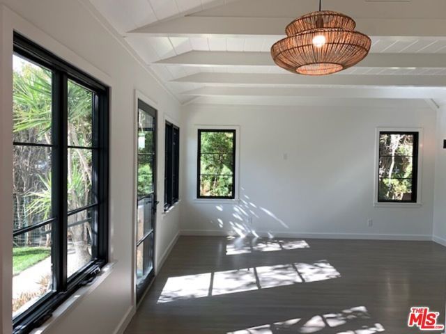 1244 S Sycamore Avenue, Los Angeles, CA 90019