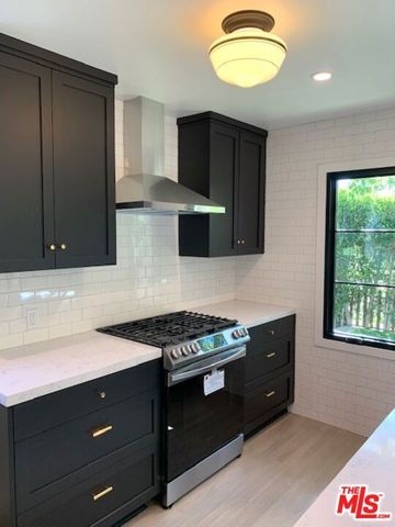 1244 S Sycamore Avenue, Los Angeles, CA 90019