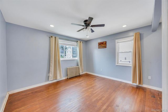 178 Warwick Road, Elmont, NY 11003