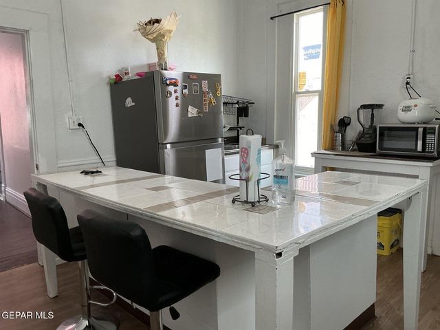 308 S HILLS Street, El Paso, TX 79901