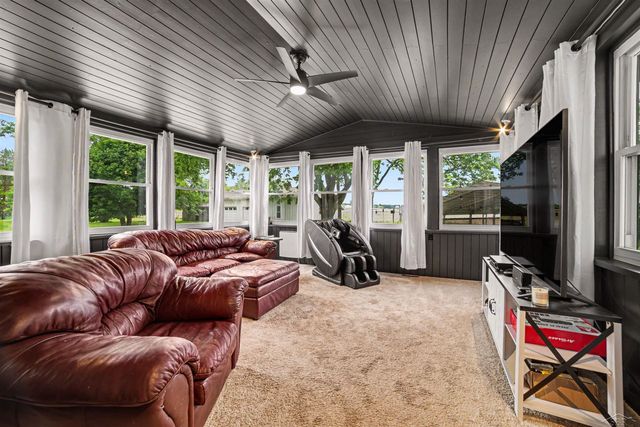 7123 Dixie Highway, Bridgeport Twp, MI 48722