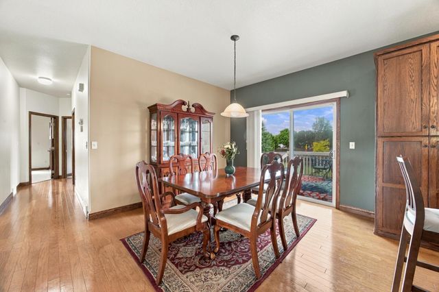 1840 35th Street Circle S, Moorhead, MN 56560