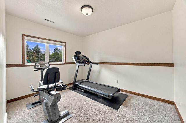 1840 35th Street Circle S, Moorhead, MN 56560