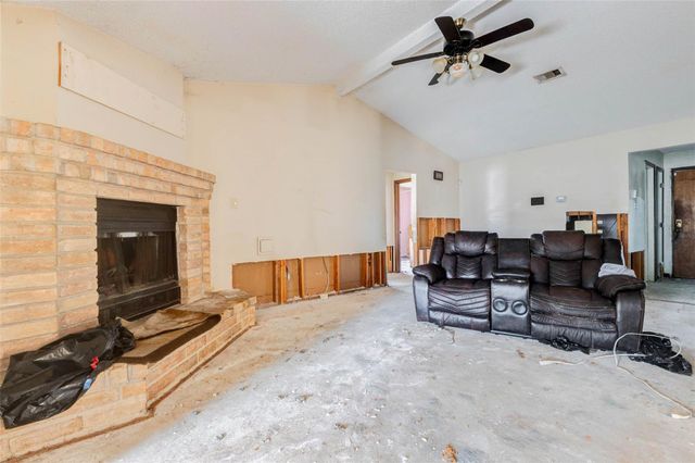 12554 Versailles Drive, Houston, TX 77015