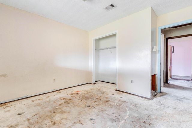 12554 Versailles Drive, Houston, TX 77015