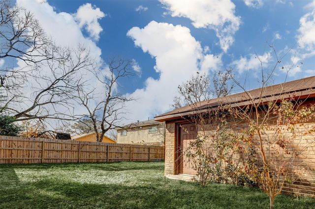 12554 Versailles Drive, Houston, TX 77015