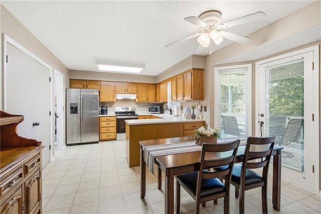 15015 Broadmoor Street, Overland Park, KS 66223