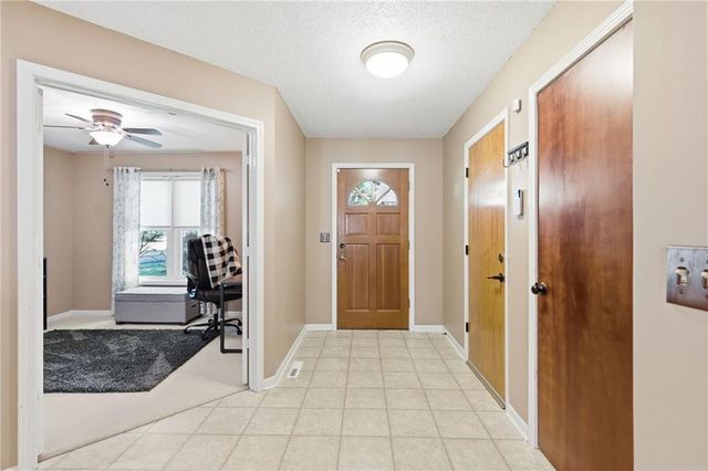 15015 Broadmoor Street, Overland Park, KS 66223