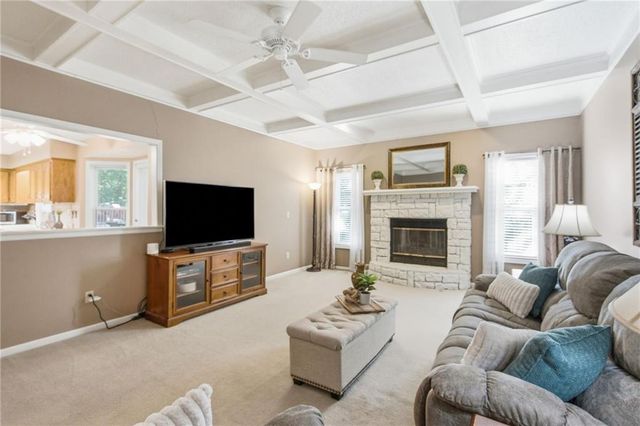 15015 Broadmoor Street, Overland Park, KS 66223
