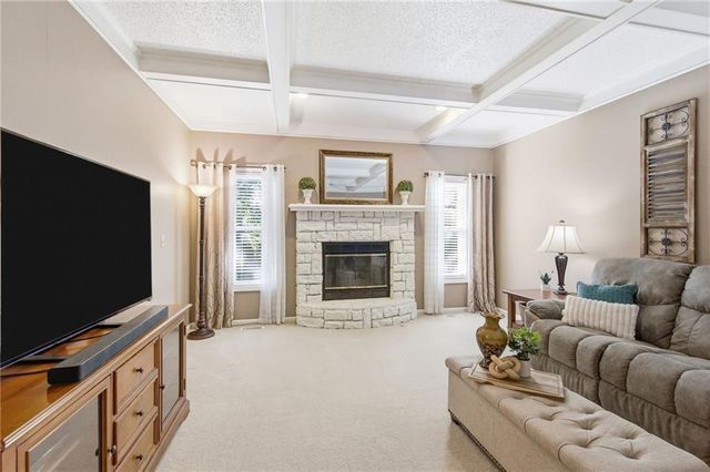 15015 Broadmoor Street, Overland Park, KS 66223