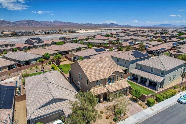 1516 Deep Valley Avenue, North Las Vegas, NV 89084