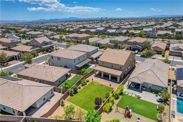 1516 Deep Valley Avenue, North Las Vegas, NV 89084