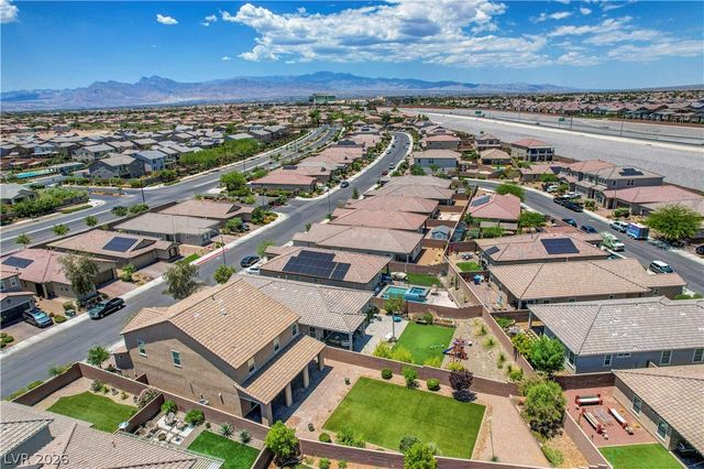 1516 Deep Valley Avenue, North Las Vegas, NV 89084