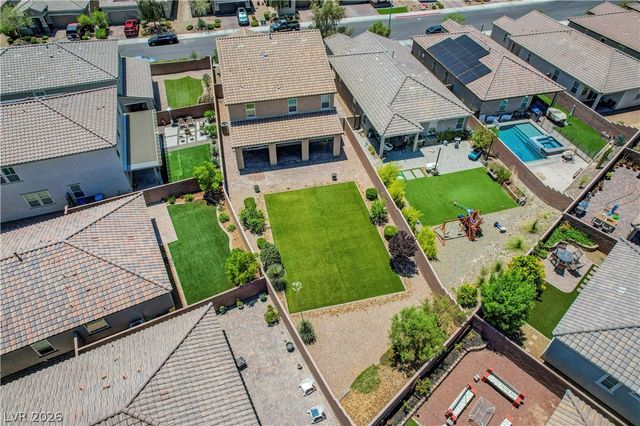 1516 Deep Valley Avenue, North Las Vegas, NV 89084