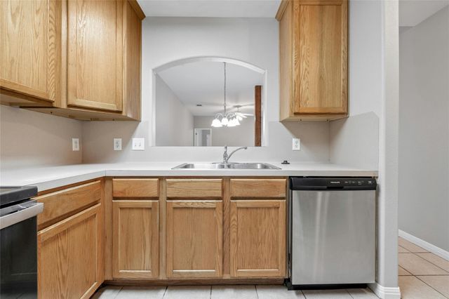 241 Marvin CV, Hutto, TX 78634